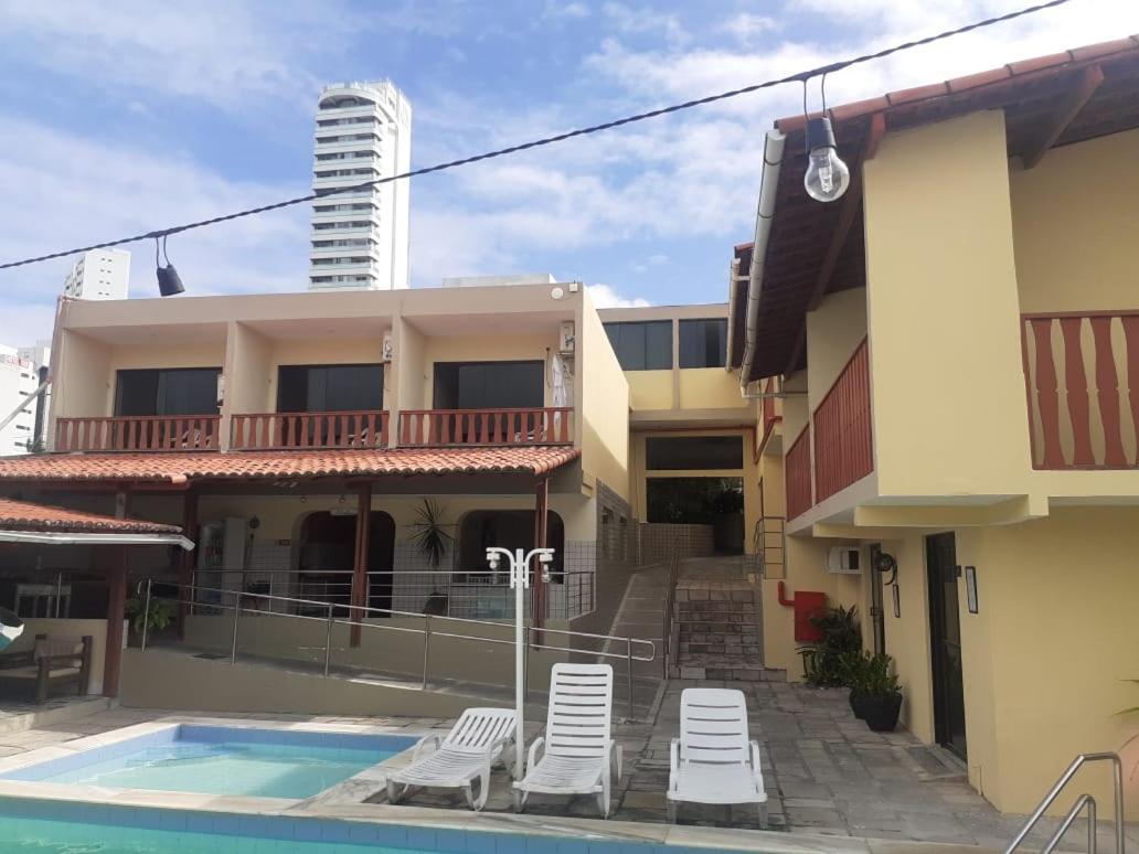 Laina´s Place Hotel Natal Exterior foto